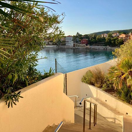 Appartement Coup De Coeur Centre Village Et Plage Climatise 3 Etoiles Terra Cigala Bandol Extérieur photo