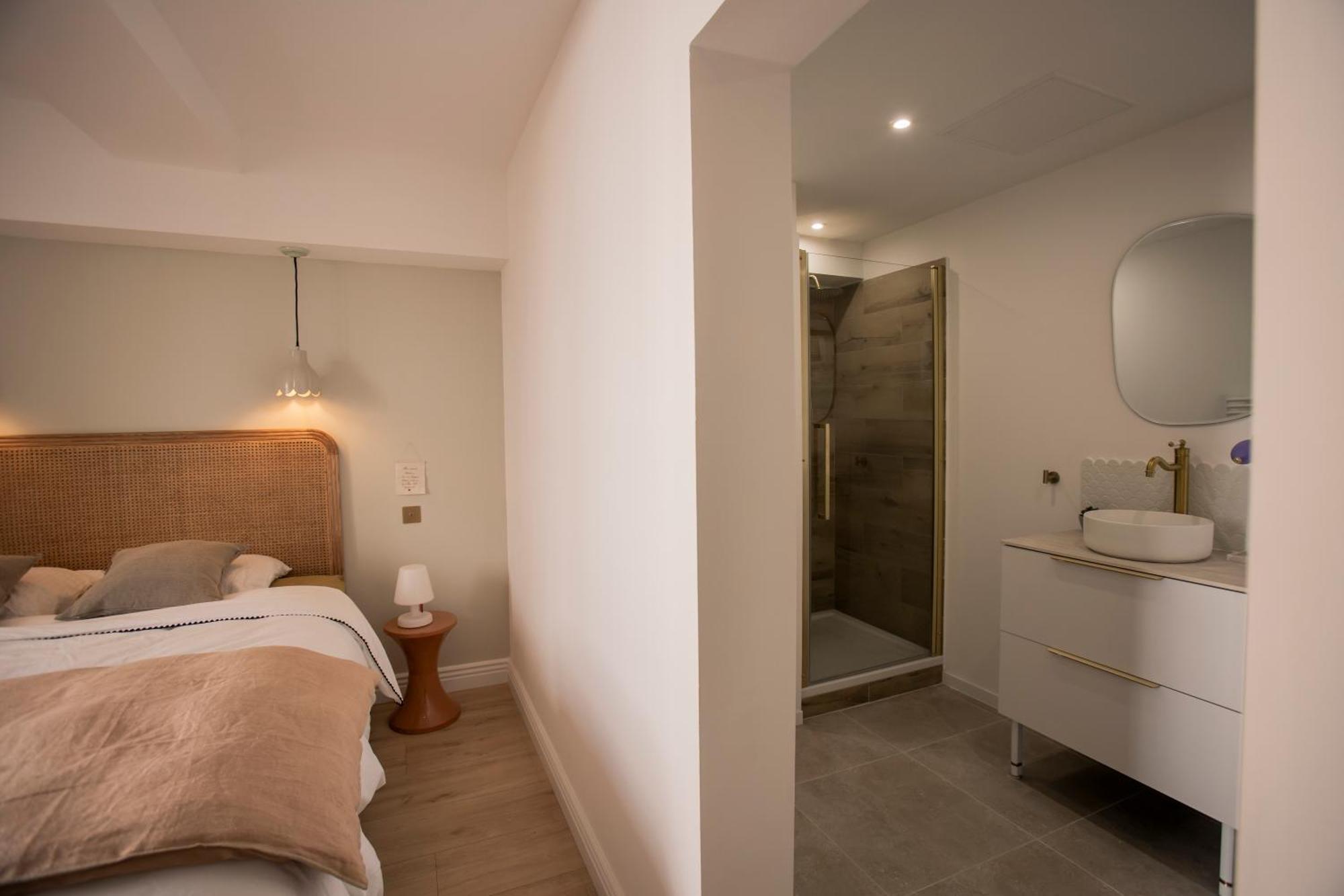 Appartement Coup De Coeur Centre Village Et Plage Climatise 3 Etoiles Terra Cigala Bandol Extérieur photo